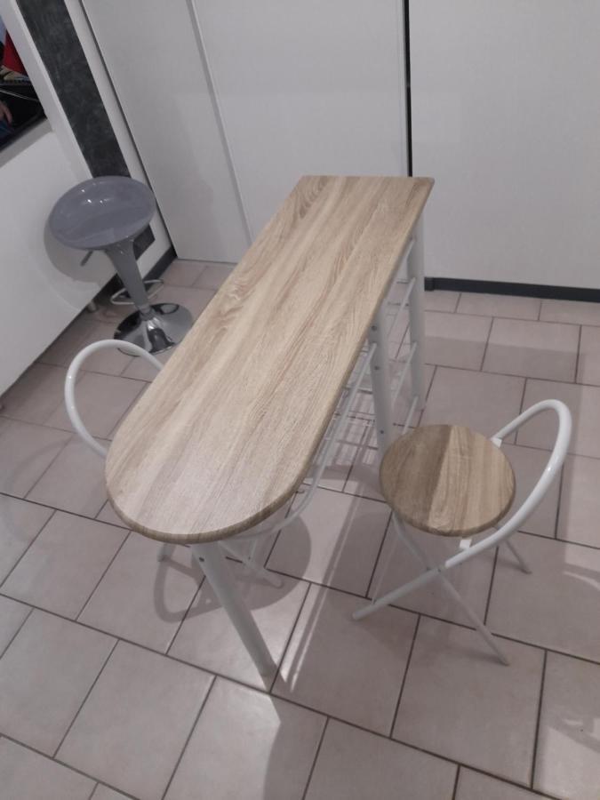Chez Sabine Et Patrick Apartment Narbonne Bagian luar foto